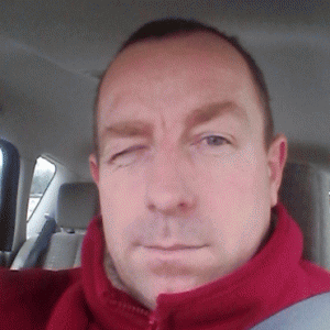 stephane 49 ans Gueugnon