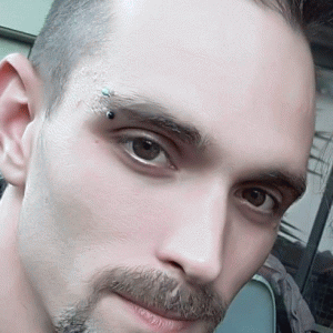 Julien 39 ans Toulon